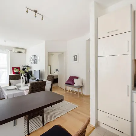 Bright And With Balcony Lejlighed Budapest